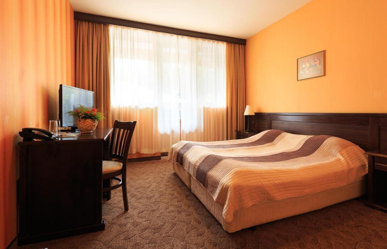 Hotel Izvora - Garden Retreat Arbanasi Ngoại thất bức ảnh