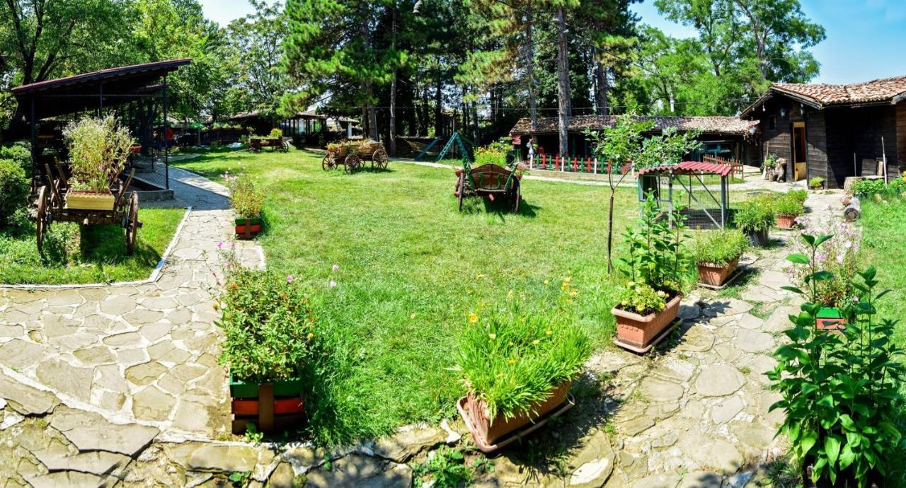 Hotel Izvora - Garden Retreat Arbanasi Ngoại thất bức ảnh